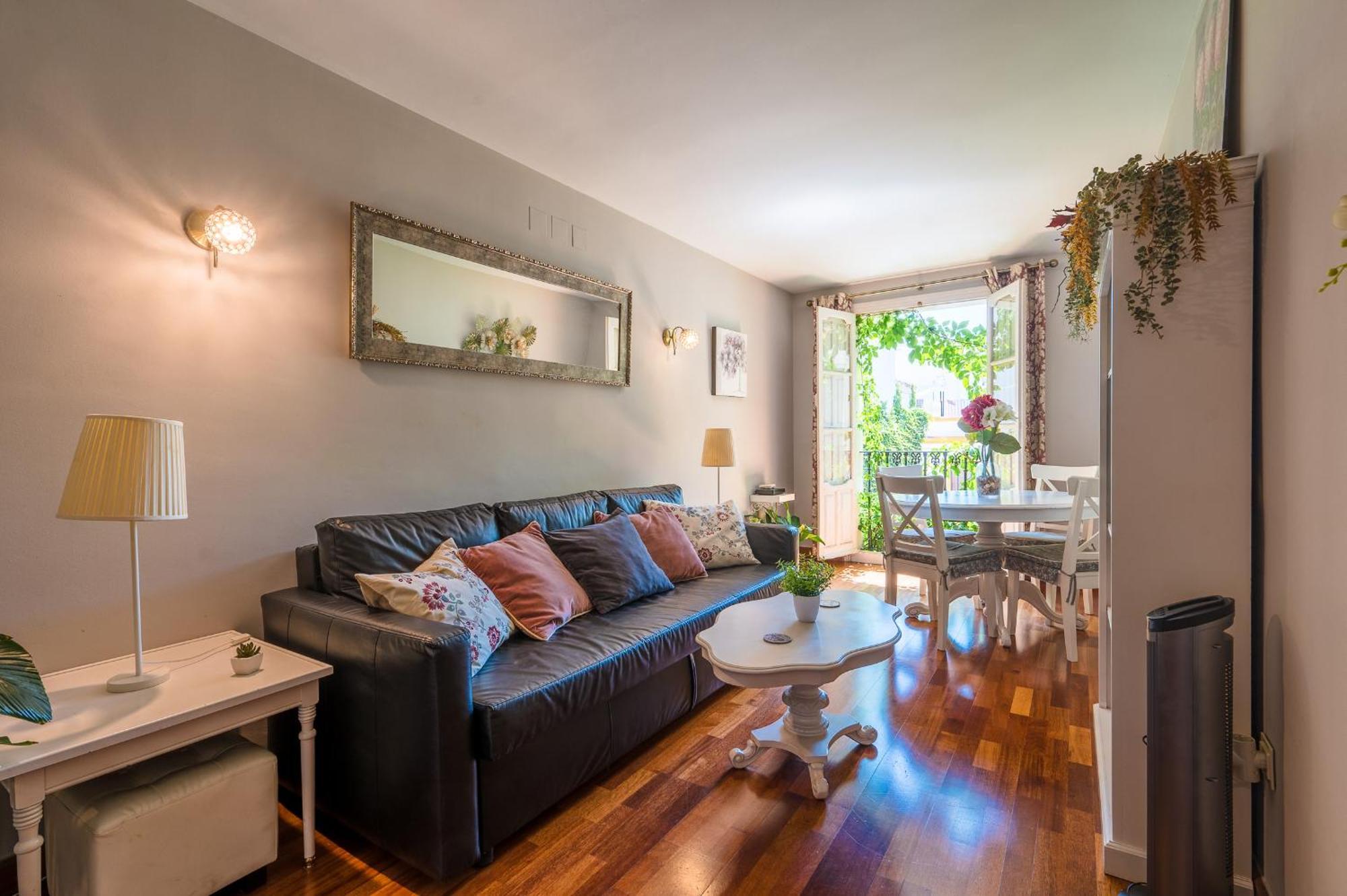 Novalia Home Suite Σεβίλλη Εξωτερικό φωτογραφία
