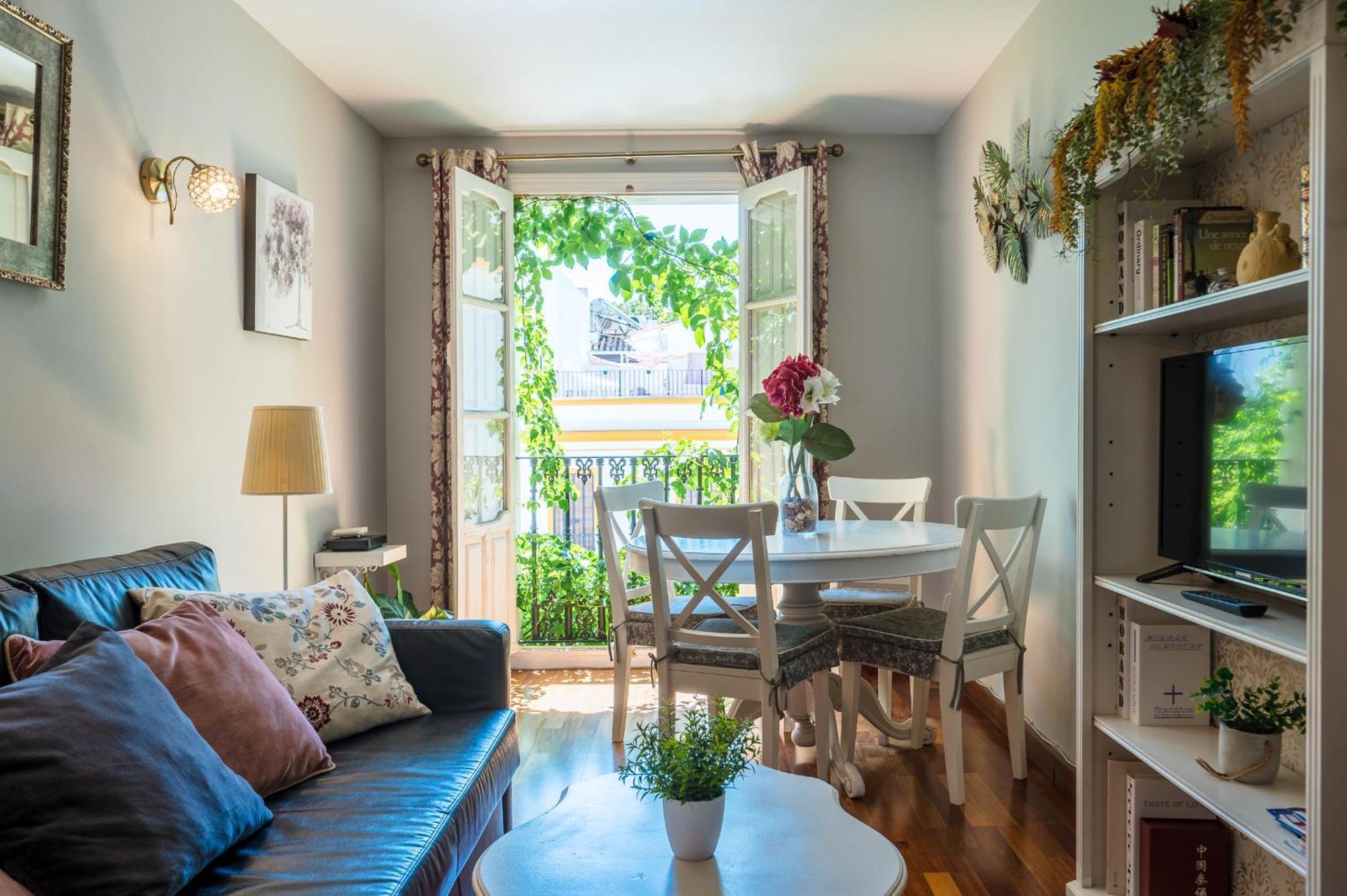 Novalia Home Suite Σεβίλλη Εξωτερικό φωτογραφία