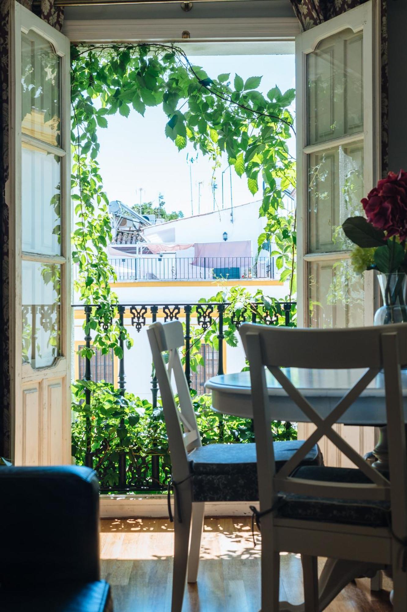 Novalia Home Suite Σεβίλλη Εξωτερικό φωτογραφία