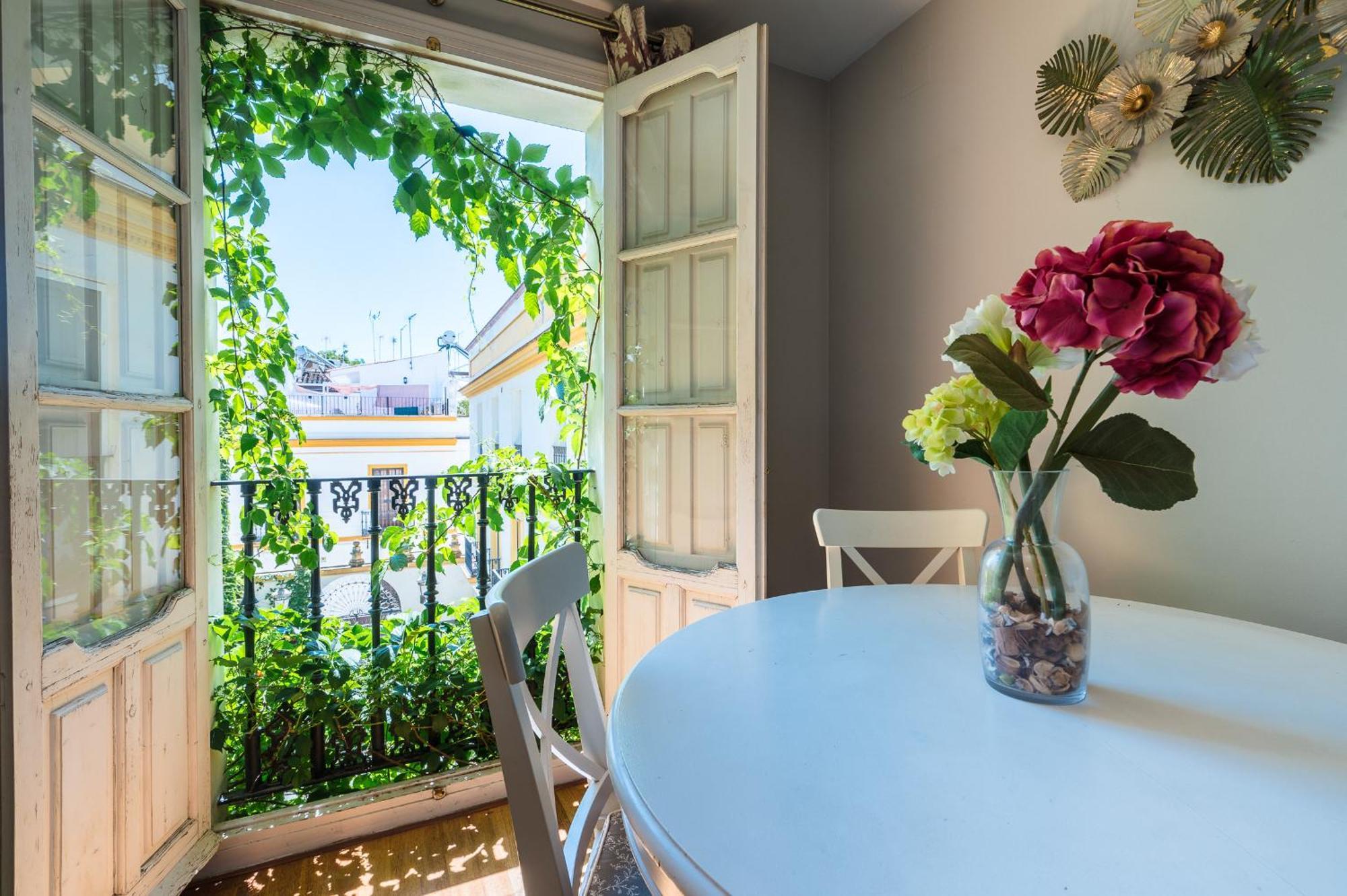 Novalia Home Suite Σεβίλλη Εξωτερικό φωτογραφία